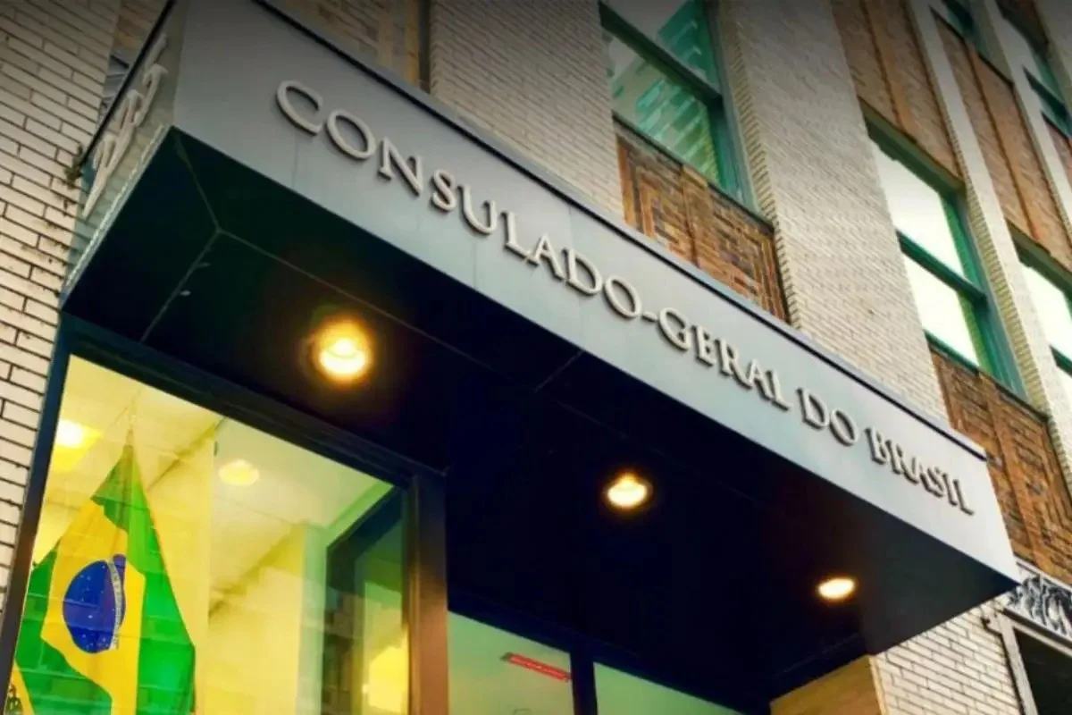 Threat of collapse closes Brazilian Consulate in New York