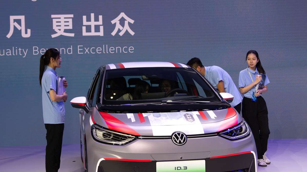 A third is on the tip: Europe's car plants become a billion-dollar problem