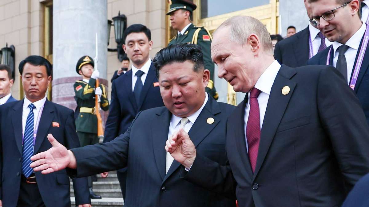 Kim donne à Poutine la ligne de sauvetage : 50 000 soldats et missiles pour la machine de guerre russe