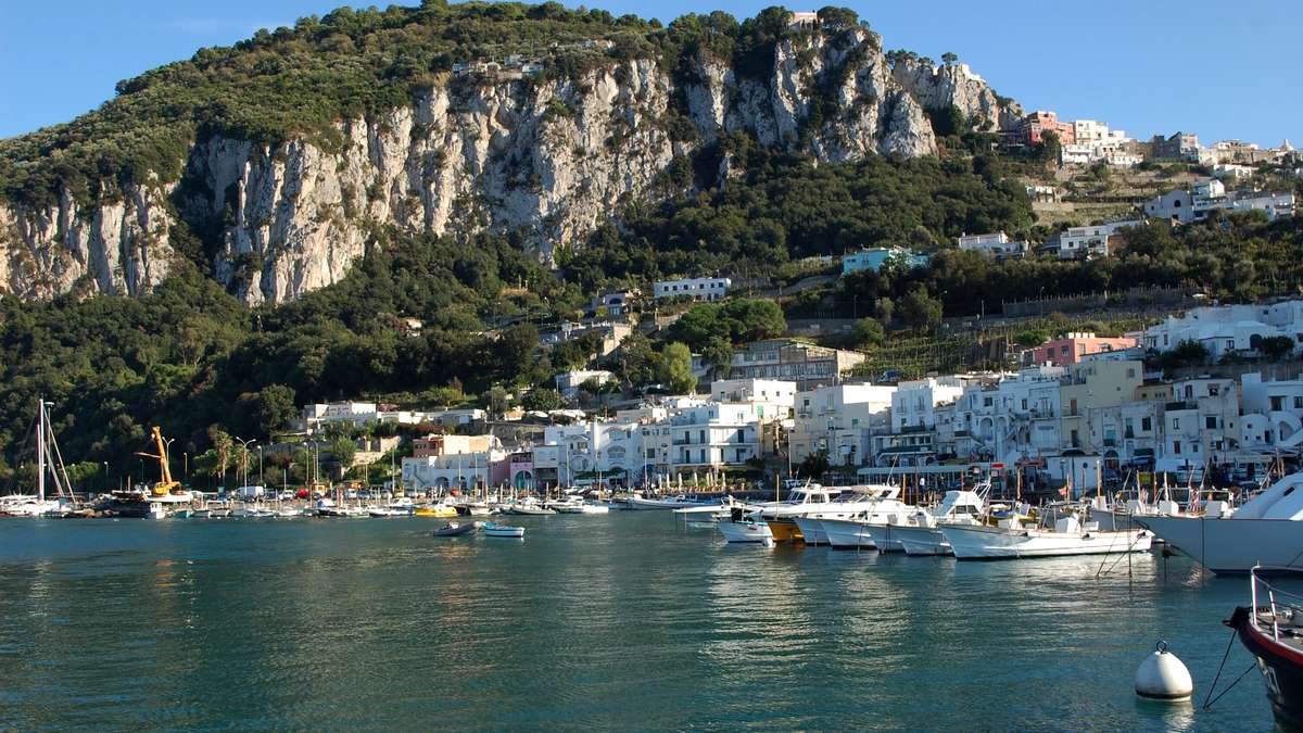 Capri at the Limit: How Italy's Dream Island Fights the Rush of Holiday Crowds