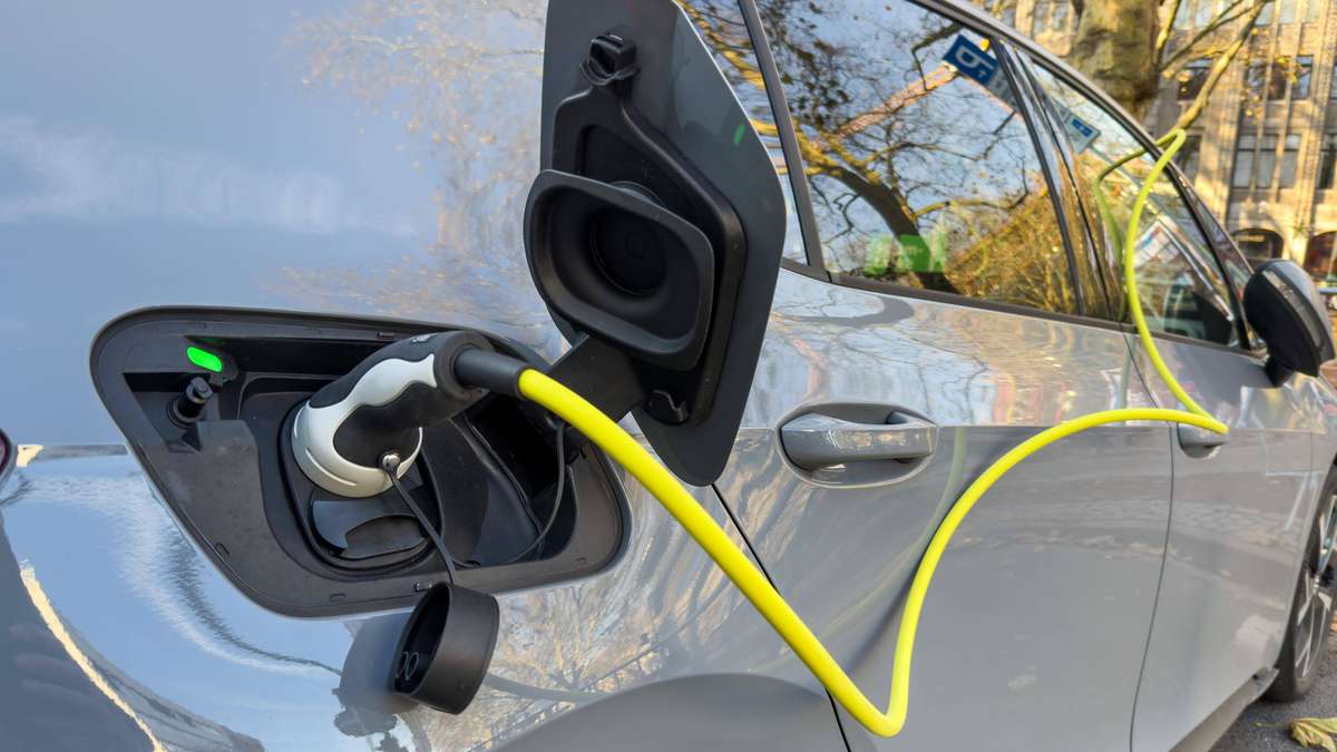 Expensive fuel and purchase premium: Germans buy significantly more electric cars