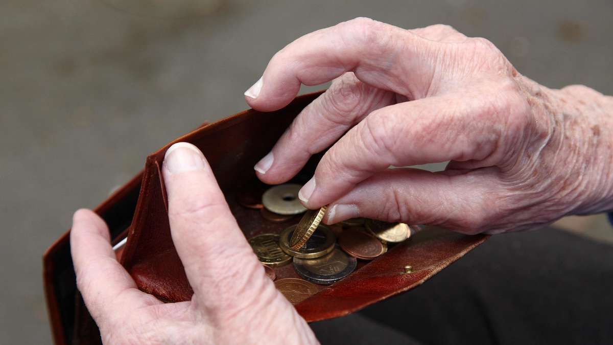 Millions of pensioners wait in vain for the money: Why many have not yet received the increase