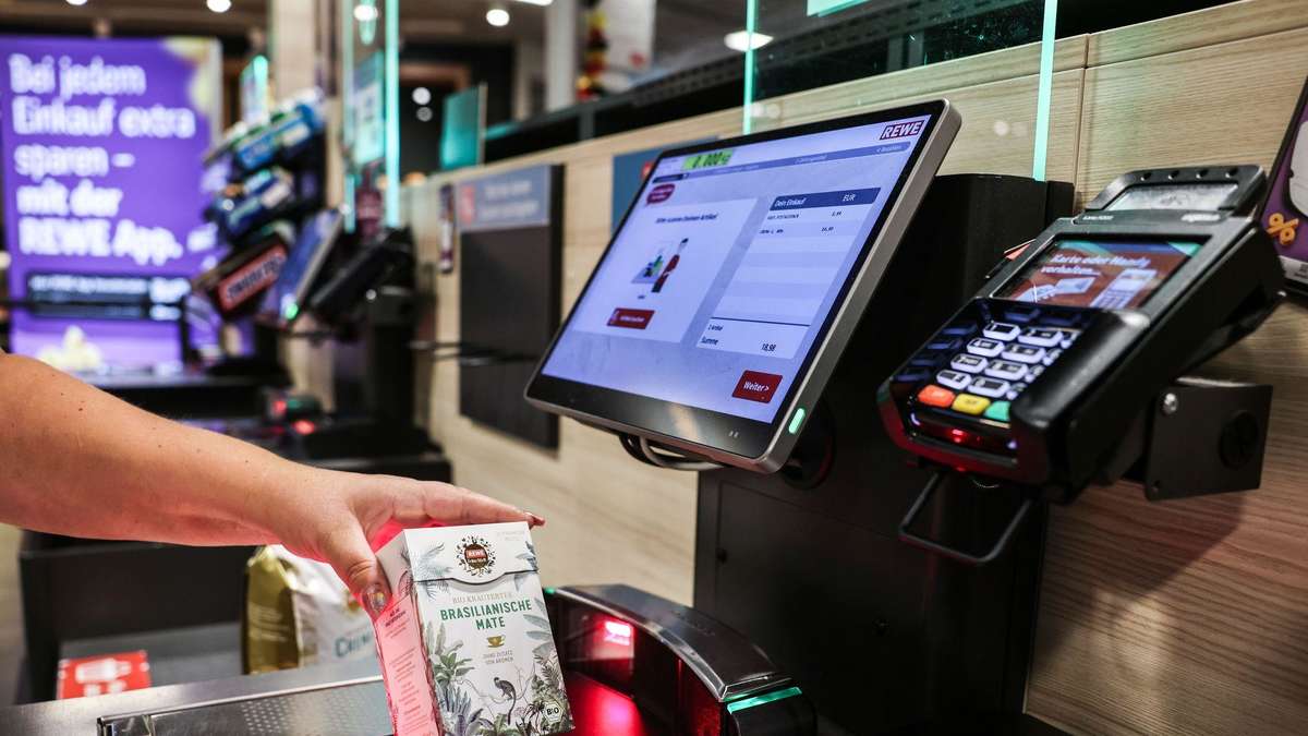 REWE customer with unusual self-checkout question: “Is it legal and morally ok?”