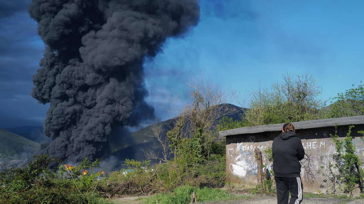 Long lines, empty tanks: Russia bans diesel export after Ukrainian drone attacks