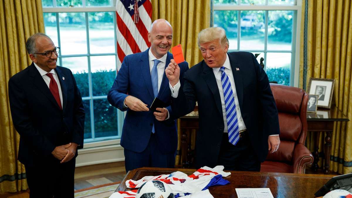 The very bad game of Trump and Infantino