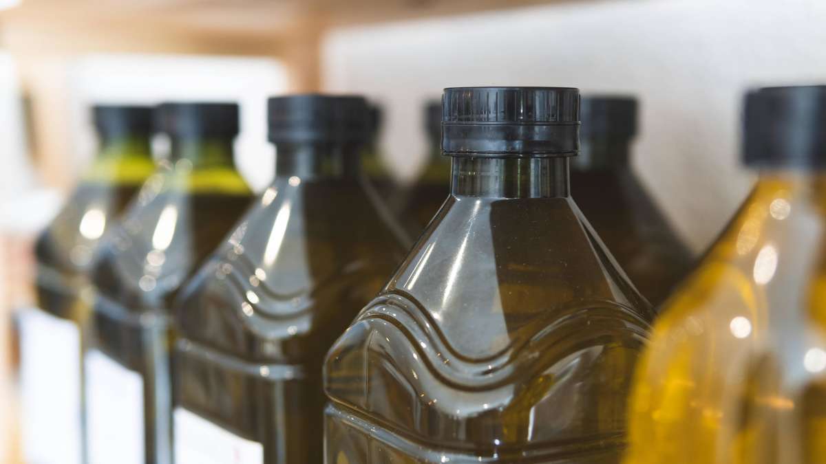 Nasty tricks for olive oil: How consumers recognize whether it has been stretched or relabeled