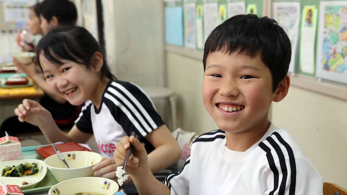 What schoolchildren in Japan have been learning for 20 years remains the exception in Germany