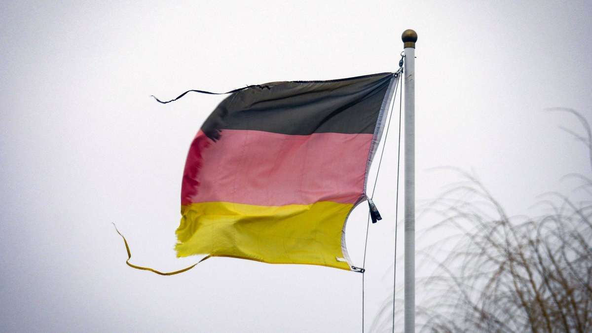 Survey reveals bad mood in Germany: Only two countries more pessimistic