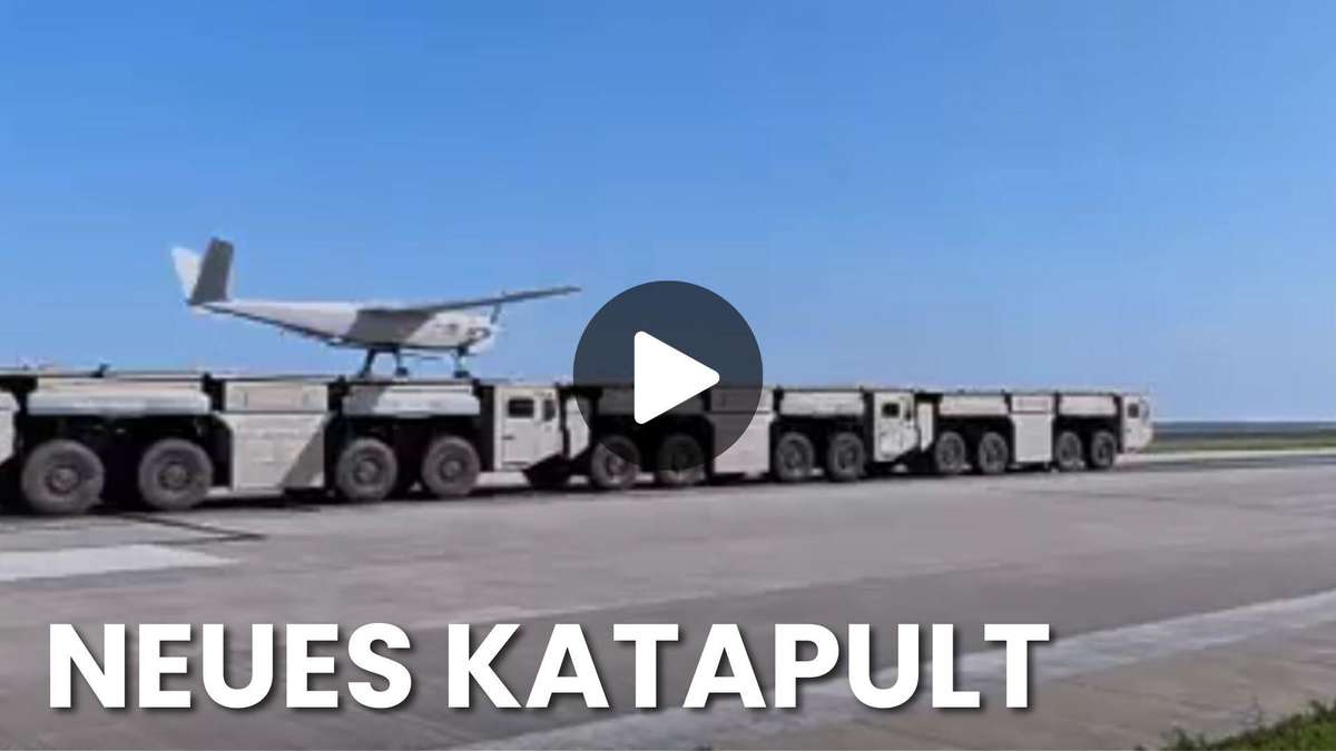China shows mobile magnet catapult: three trucks form rolling runway