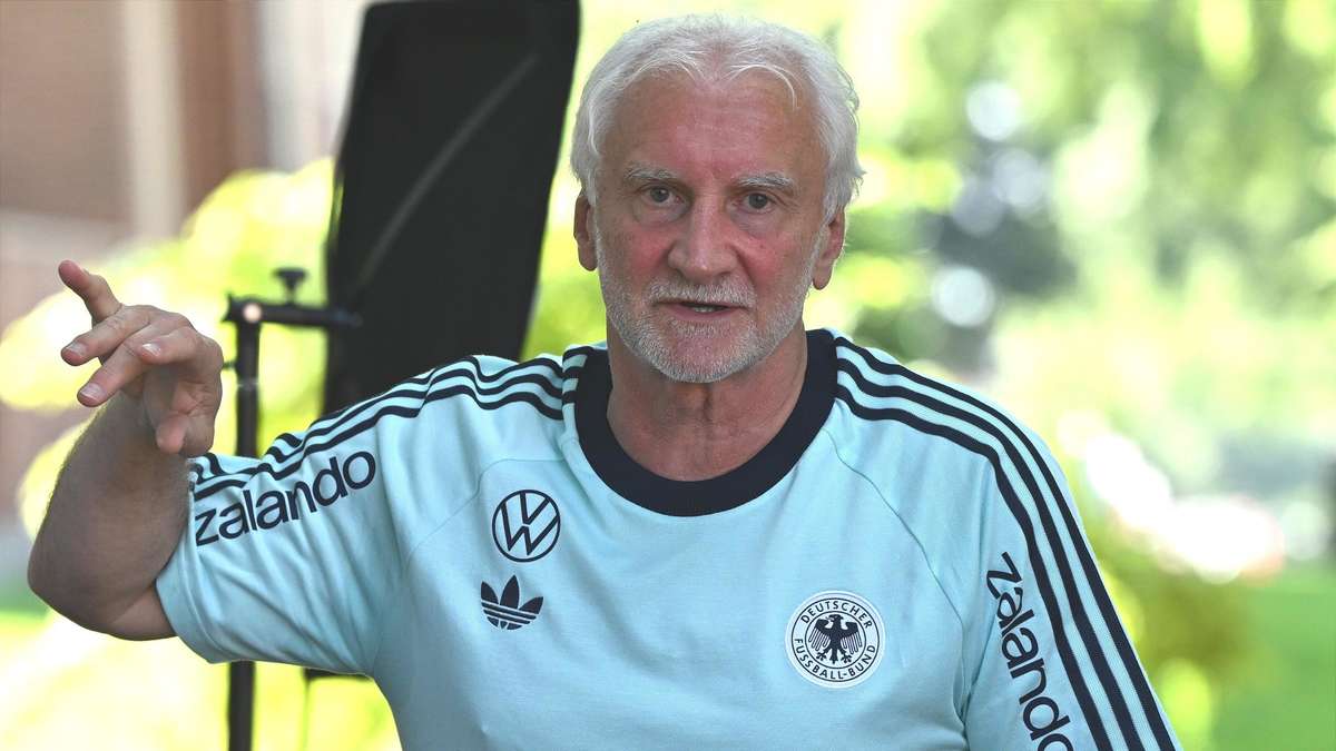 Völler responds to criticism of bicycle photos of Nagelsmann and wife Lena