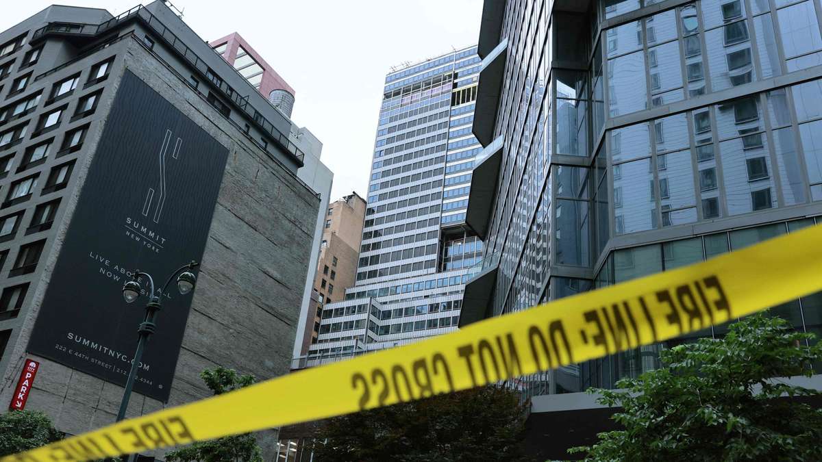 Skyscrapers in the middle of New York threaten to collapse – Floors sink into each other
