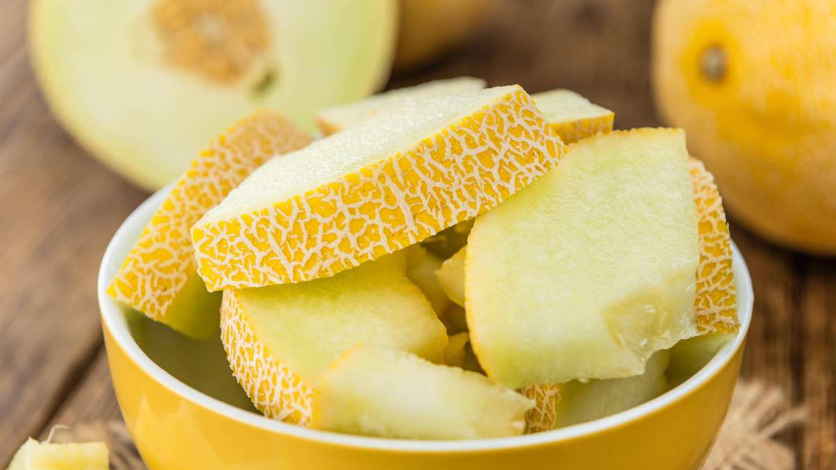 Grilled honeymelon: Sweet summer dessert directly from the grill