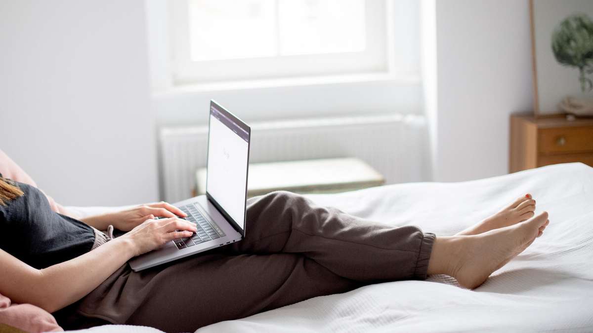 Up to 40 percent of all job ads are fakes – so protect yourself from ghost jobs