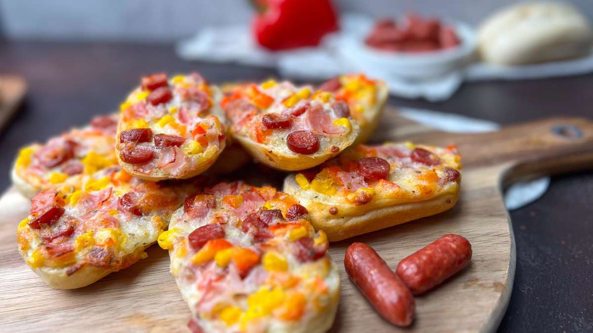 Classic pizza rolls in 30 minutes – perfect if you don’t feel like cooking