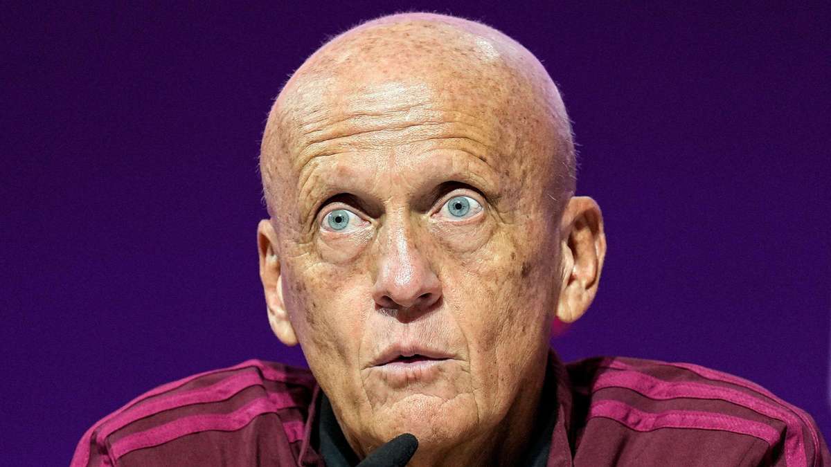 Boss Collina defends his World Cup referees