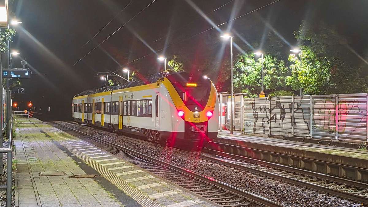 A 120 km/h del tren: el guardia de seguridad ferroviario teme después de correr con el pasajero para su vida