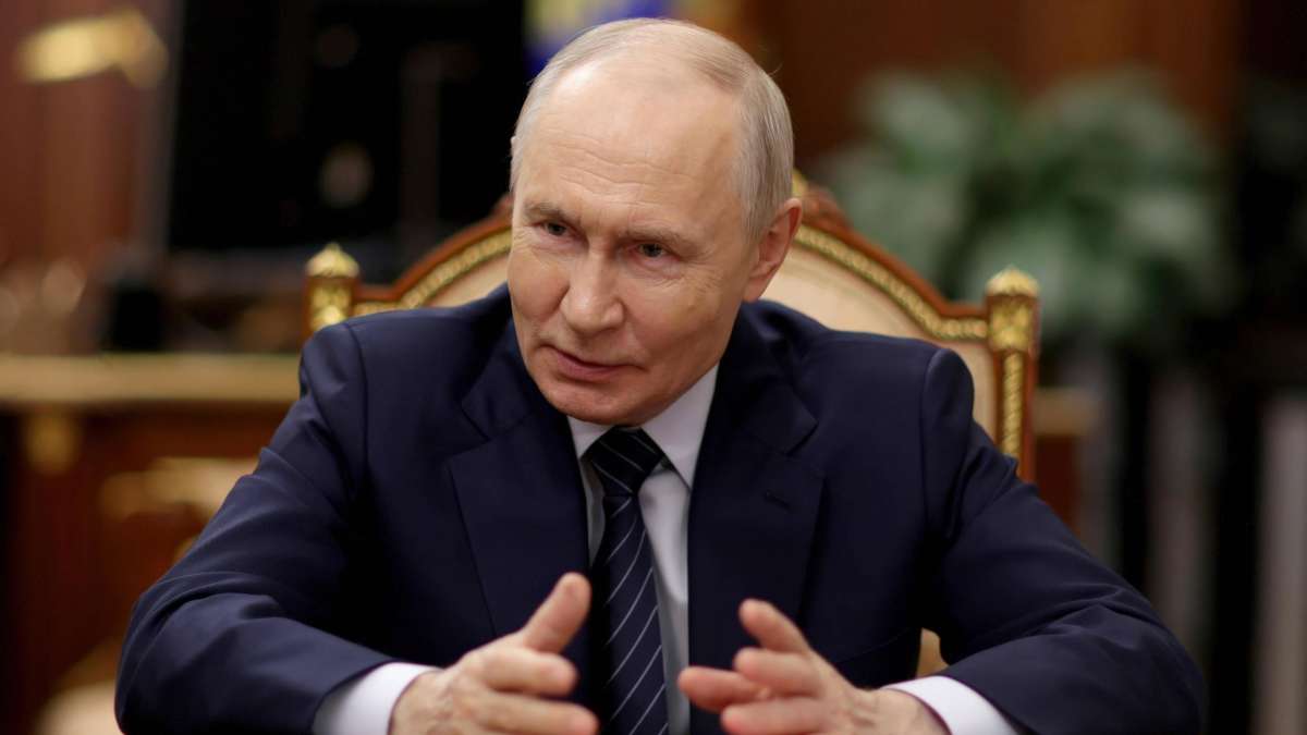 Ukrainian drones hit Putin’s palace protection: S-400 launch pad ‘in flames for hours’