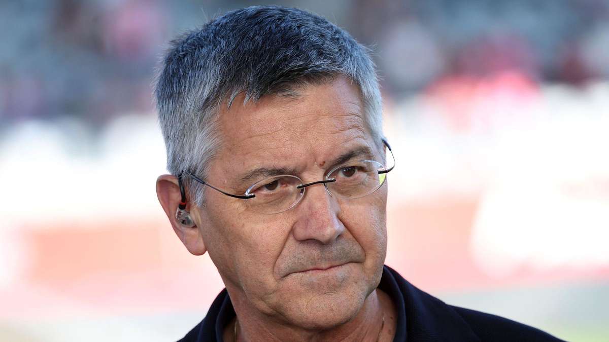 Bayern-Boss Hainer traite contre les plans Infantino