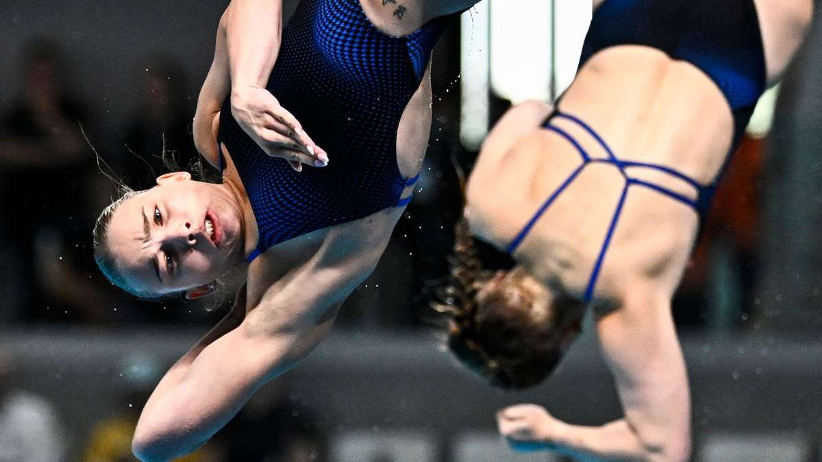 German tower jumpers say goodbye to the swimming EM