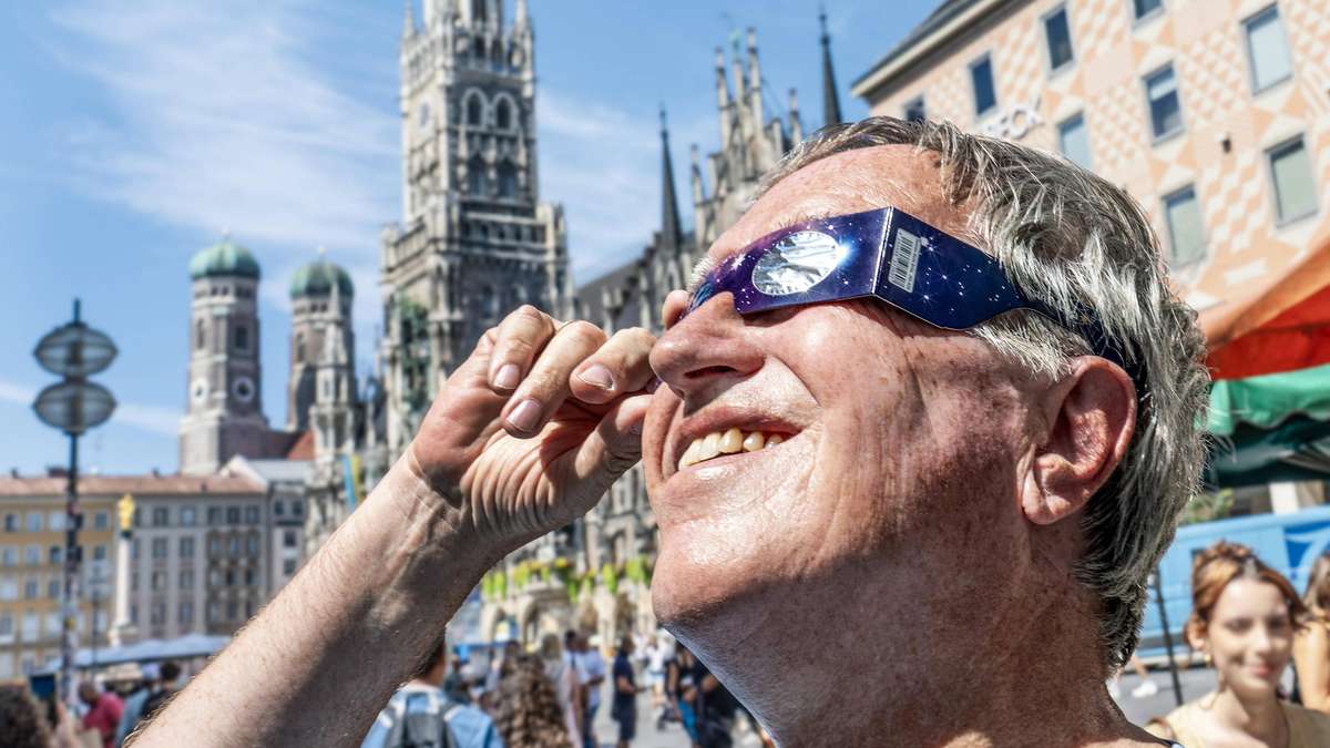 Observing the partial solar eclipse in Germany