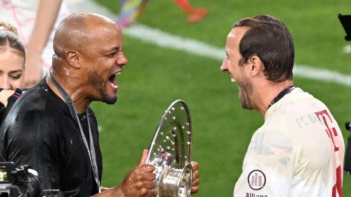 Footballer and coach of the year: Kane and Kompany win with a great lead