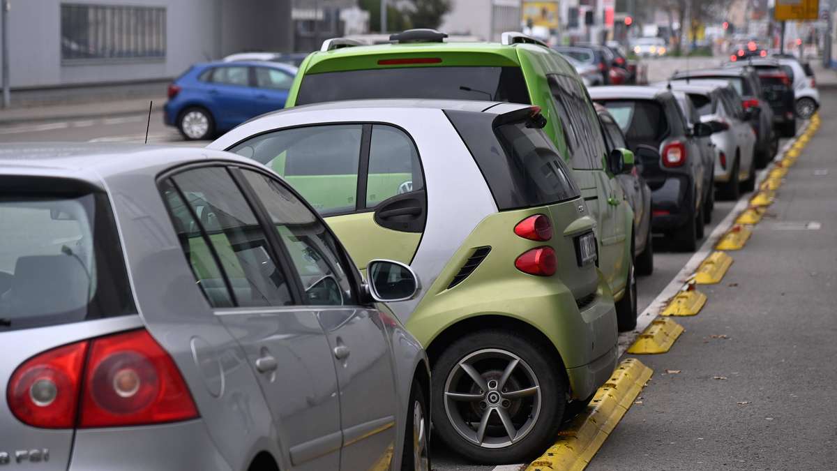 Massive price increase: Combustor small cars cost 80 percent more than ten years ago