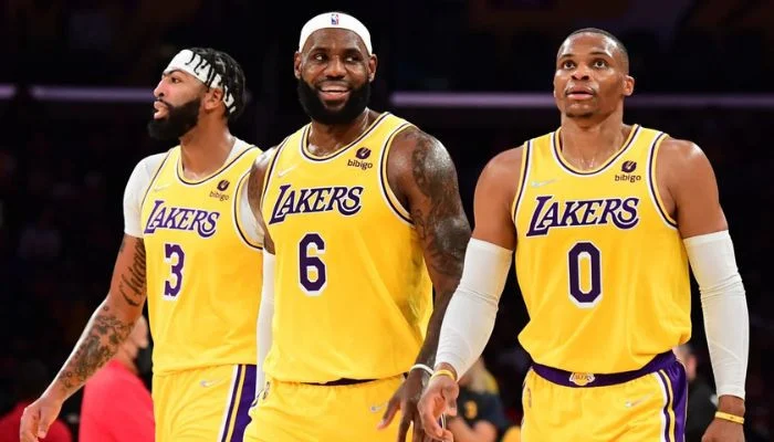 Los Angeles Lakers para ser vendido a Bob Iger, Josh Kushner por $12.5 mil millones