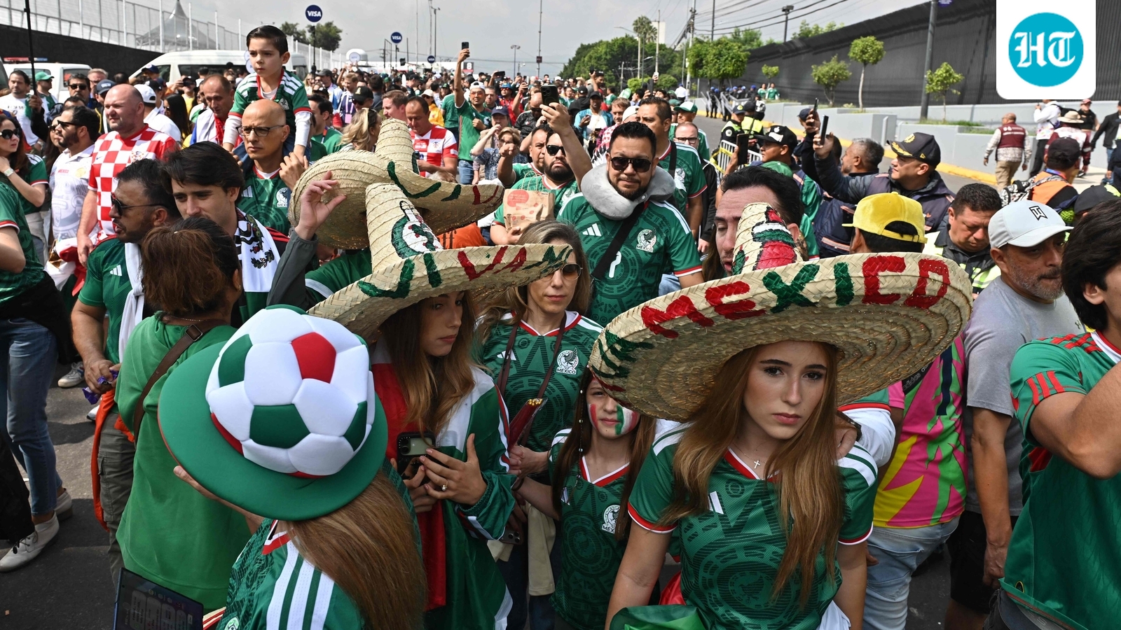 When was the last time Mexico lost at the Estadio Azteca?