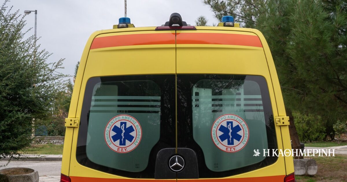 A 42-year-old driver died and a 41-year-old driver was injured on the Chalkastra-Sindos provincial road