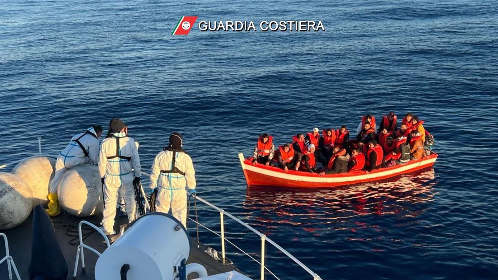 Italia: desmantelamiento de la red clandestina de inmigración entre Argelia, Cerdeña y Francia