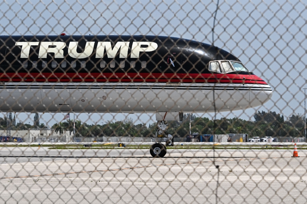 Trump sparks US midterm fears with election body firings