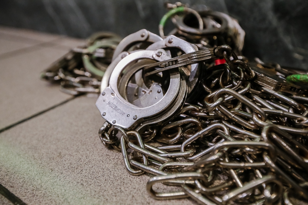 Police arrest seven, including two teens, in Jalan Ampang knife‑point robbery investigation