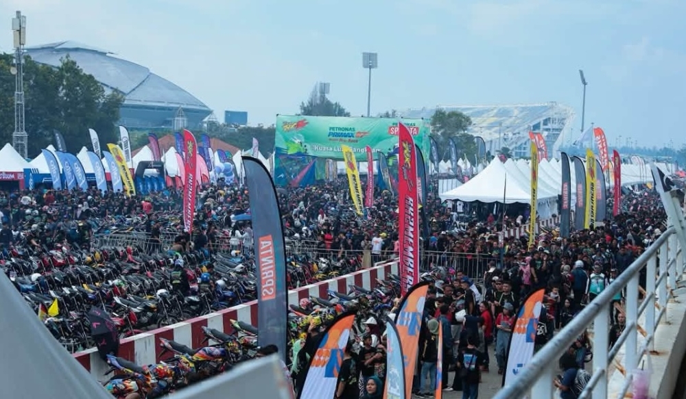 Terengganu police reported the deaths and enforcement actions during the event, which drew thousands of participants