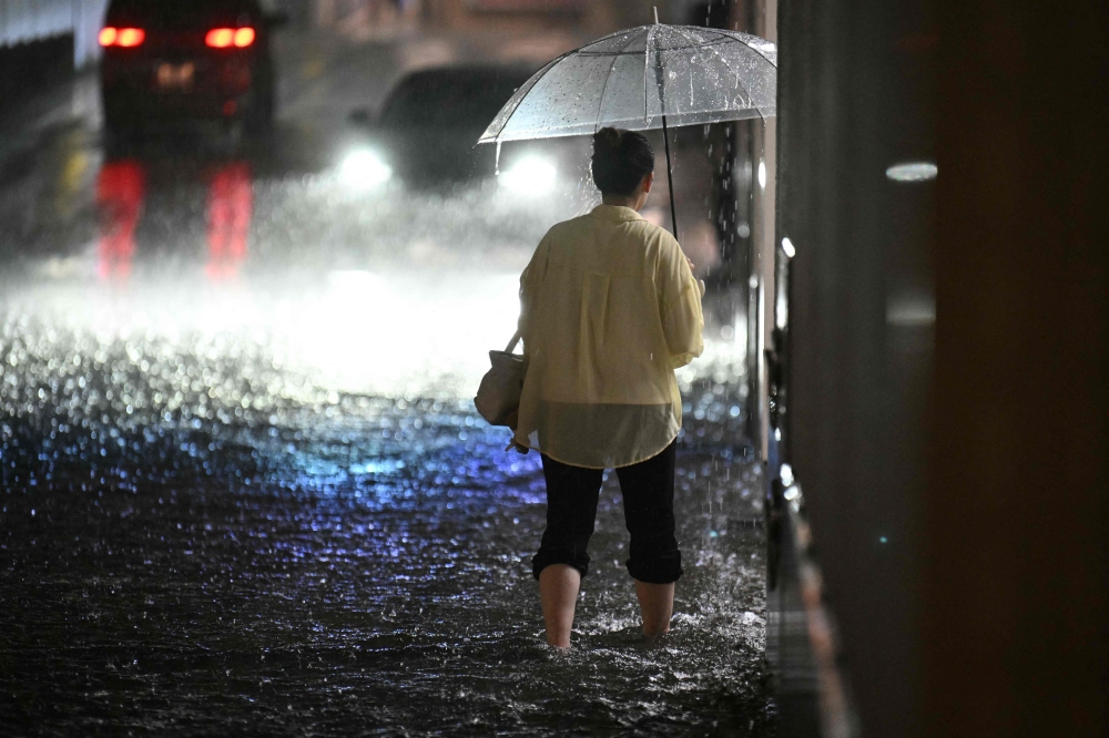 Las fuertes lluvias en Japón dejan 4 muertos y miles varados en el aeropuerto de Narita