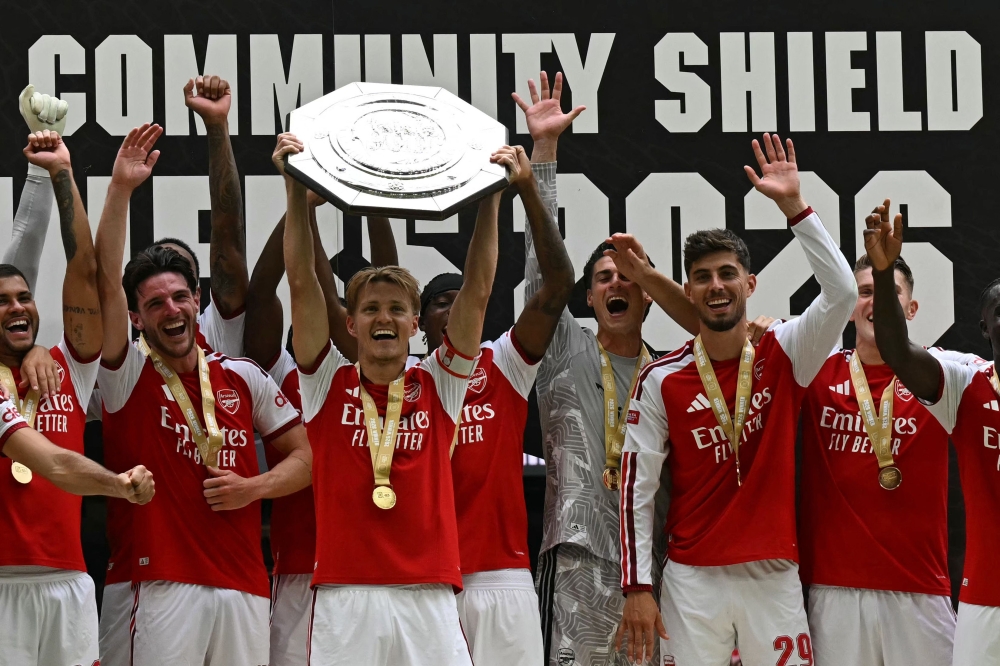 Monde : Arsenal faire une déclaration par l'homme hors classe ville dans le bouclier communautaire