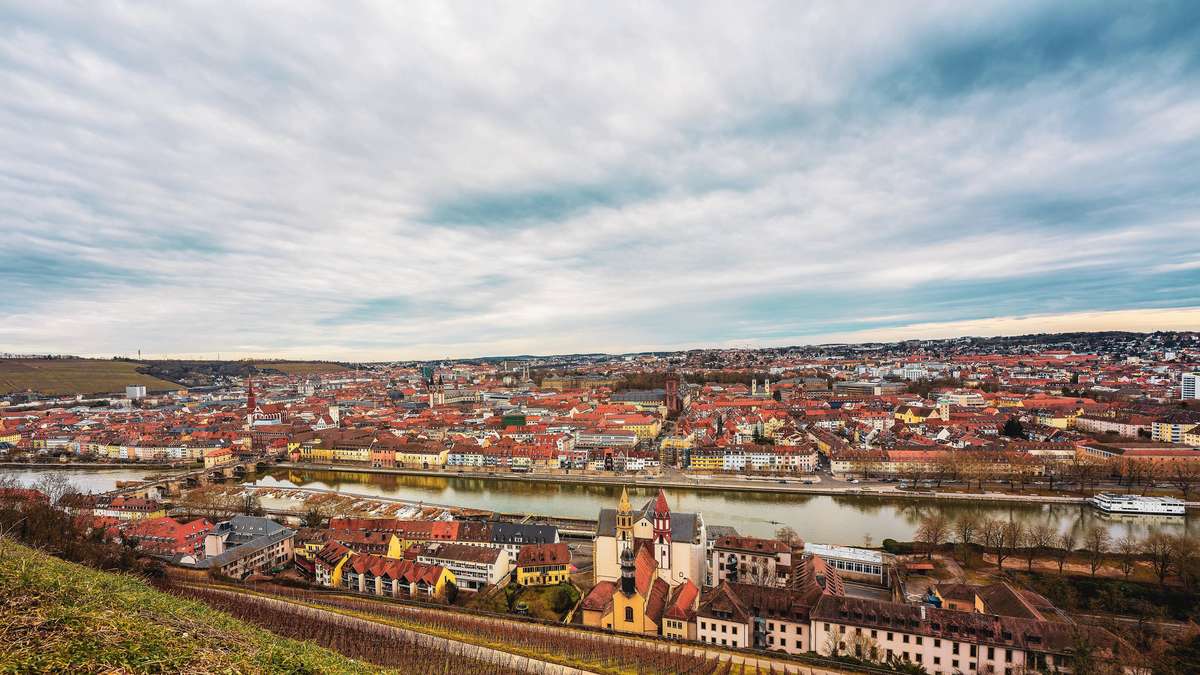 Large-scale operation in Würzburg – Police warn population
