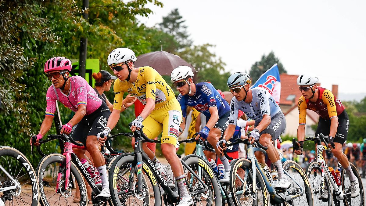 Tour de France 2026 - 11. Stage: Tadej Pogačar marvels at record speed of 50.9 km/h