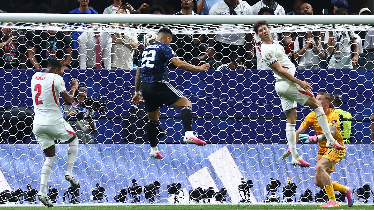 Messi flanks, Martínez heads – leadership for Argentina