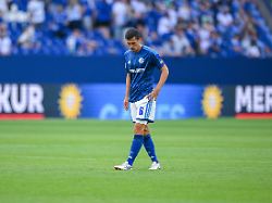 Bundesliga football: Schalke madness: More than 100,000 fans at the opening of the season