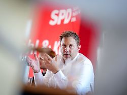 Contre les critiques de la dette dans l'Union : la présidence du DOCUP célèbre les premiers succès des actifs spéciaux