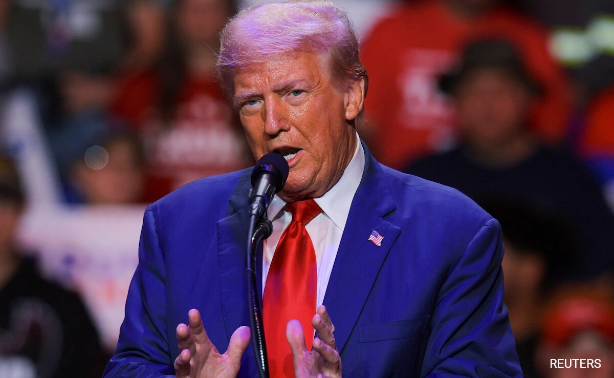 Donald Trump: Alleged assassination plot – US president threatens Iran with “complete” destruction