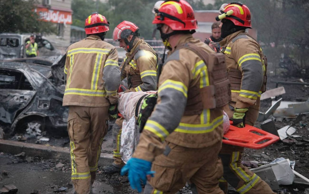 The State Emergency Service published footage of rescue operations after the attack on Kyiv