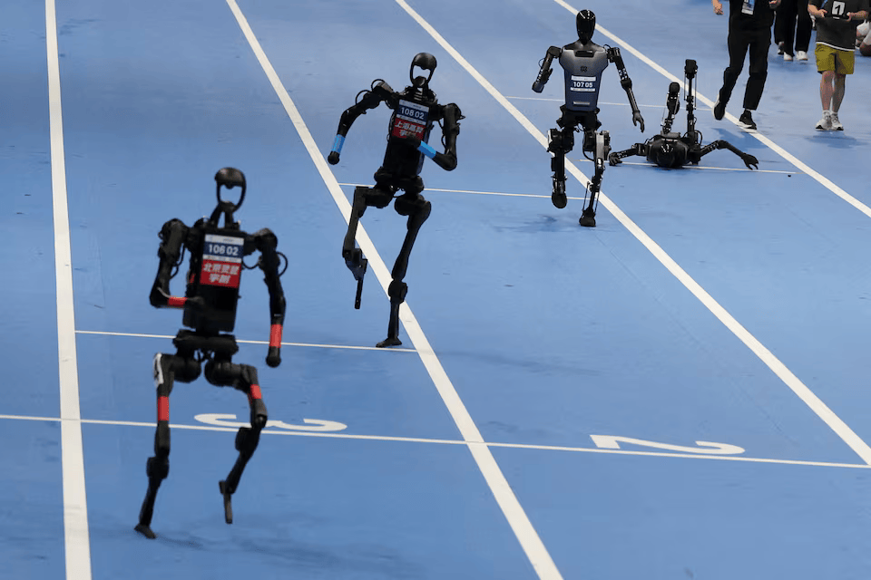 Chinese robot beats Usain Bolt's 100m world record in test run