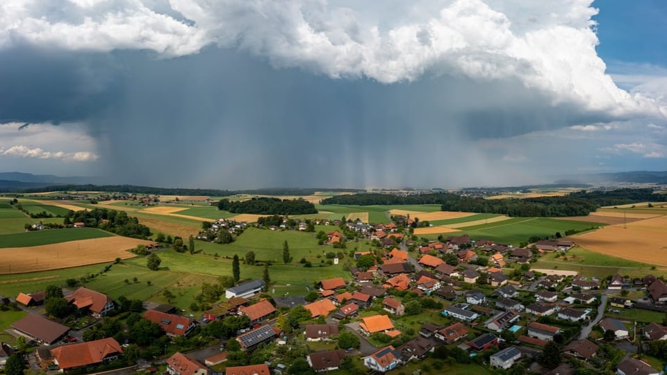 Changeable phase – rain in sight – but not everywhere