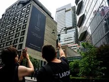 Previous Pfizer headquarters: Partially at risk of collapse: Building cleared in Manhattan