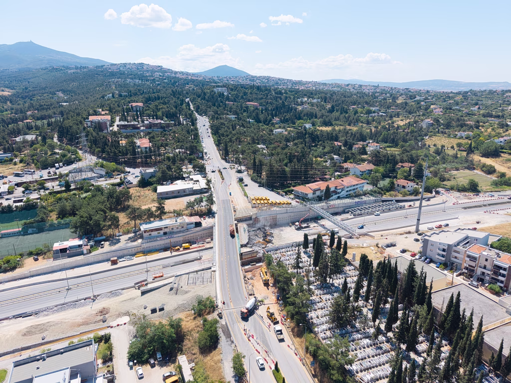 The 48-hour closure of the ring road ended ahead of schedule, with traffic resuming in both lanes